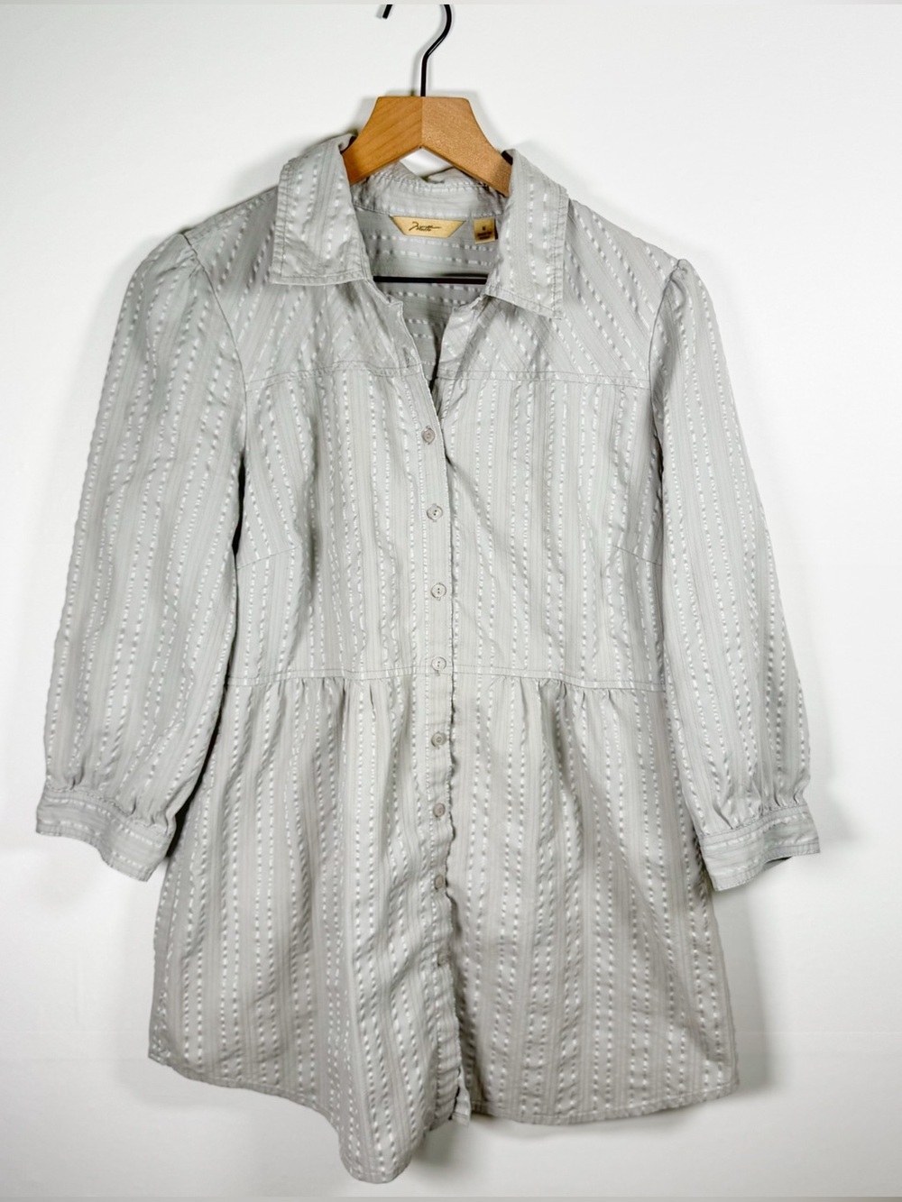 MOTTO Crinkle Ribbon Striped Gray Long Sleeve Peasant Top Sz M